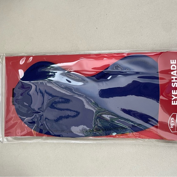 BNIB Heys travel accessories. Over $150 in value! - Picture 14 of 15